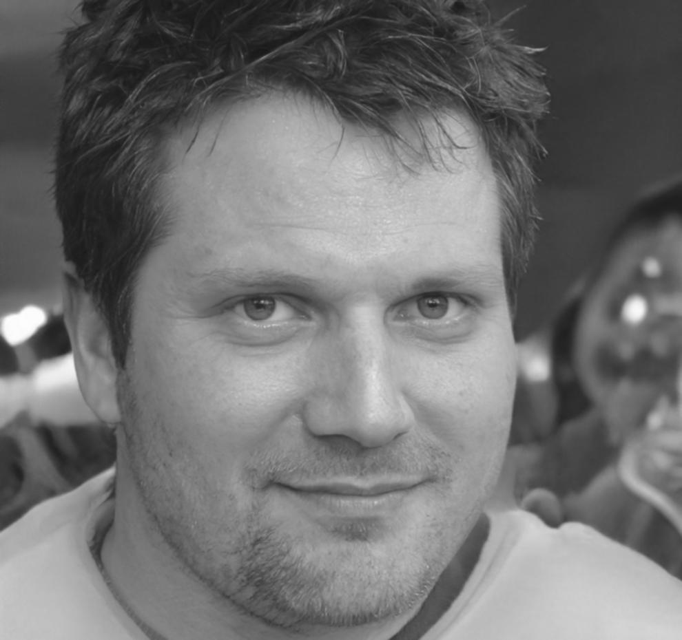 Portrait de Julien Moreau, formateur en finances personnelles
